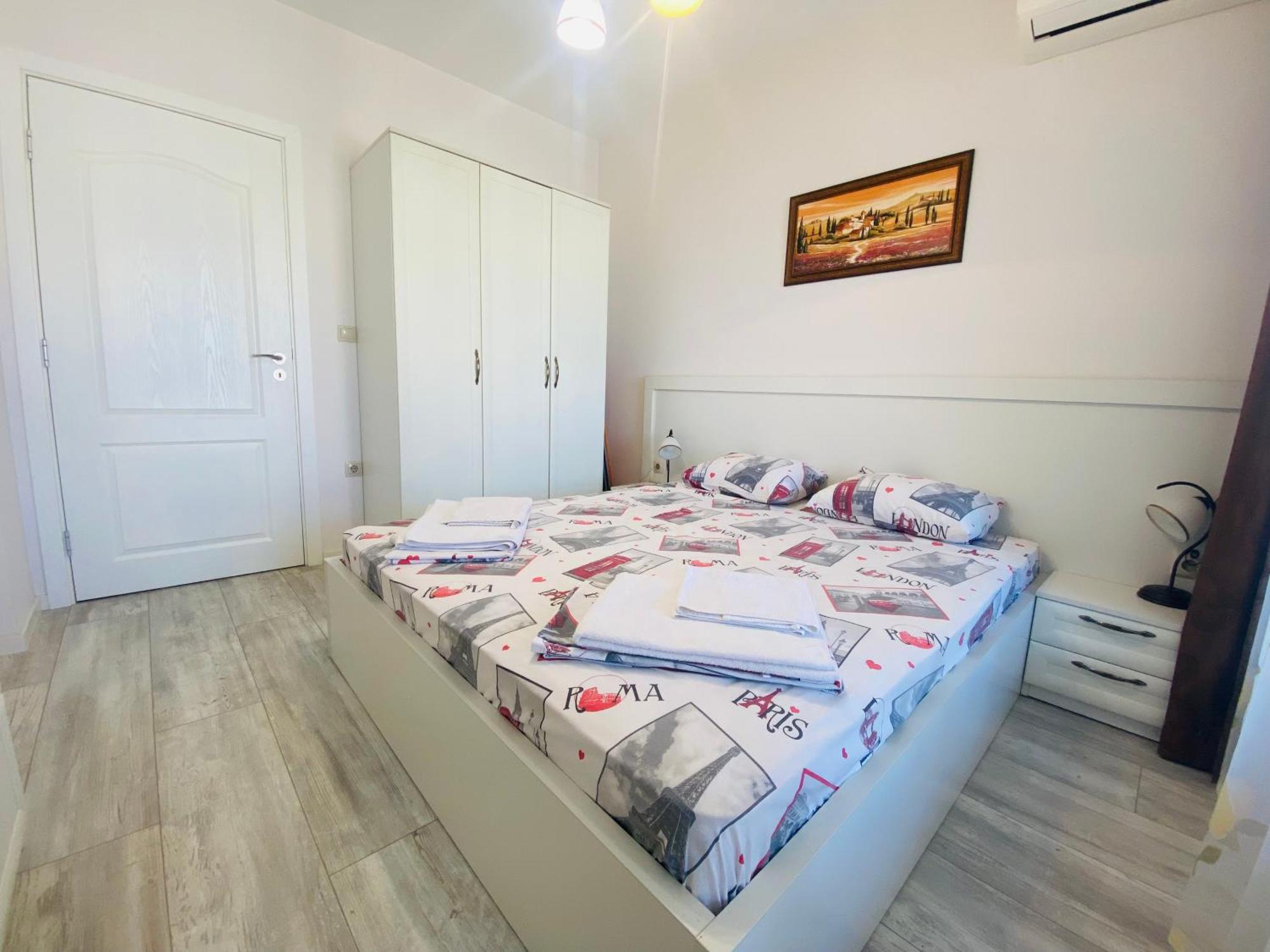 1Bd Ap In La Mer Complex Private Beach And Pool Golden Sands Exterior photo