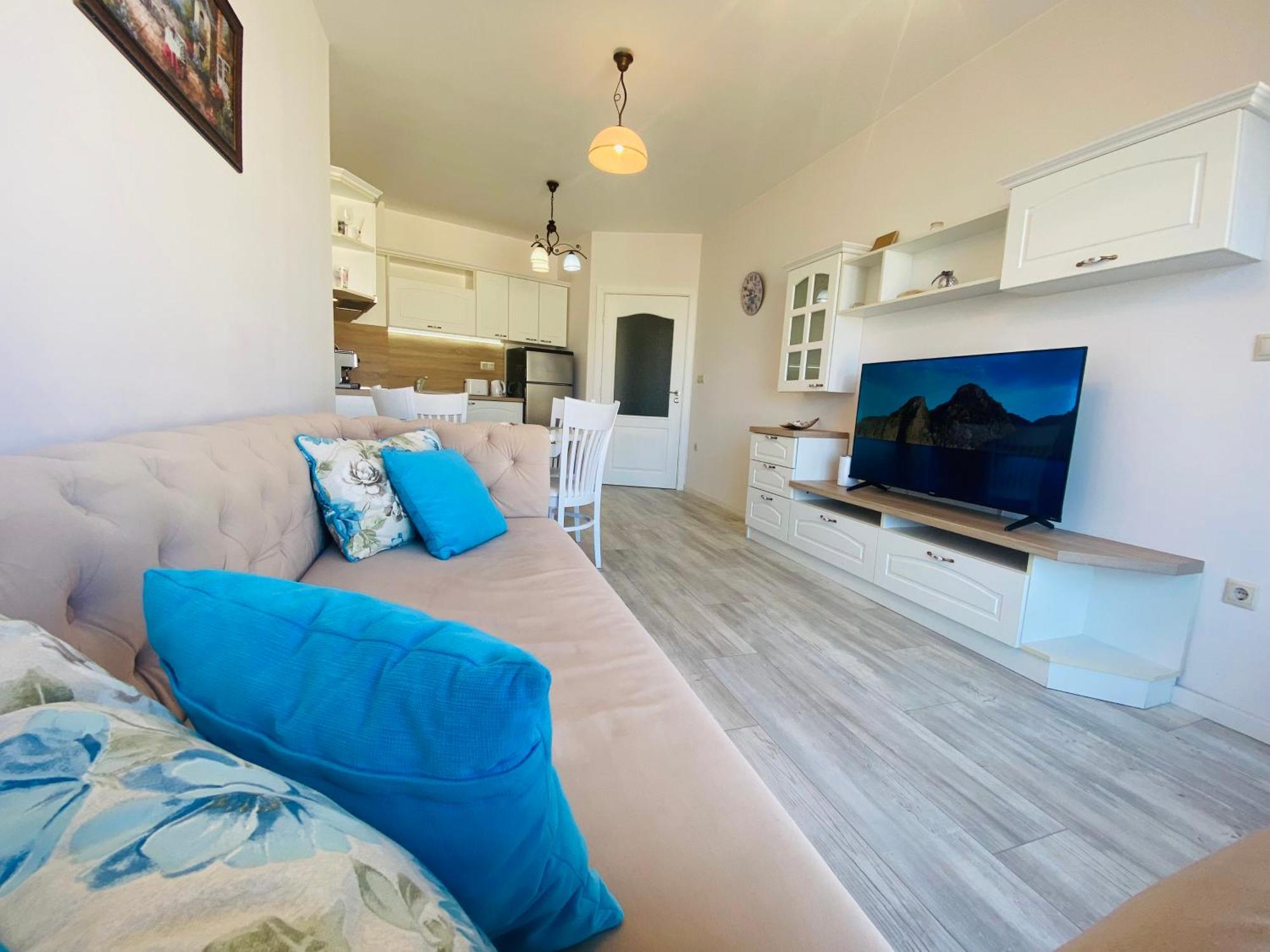 1Bd Ap In La Mer Complex Private Beach And Pool Golden Sands Exterior photo