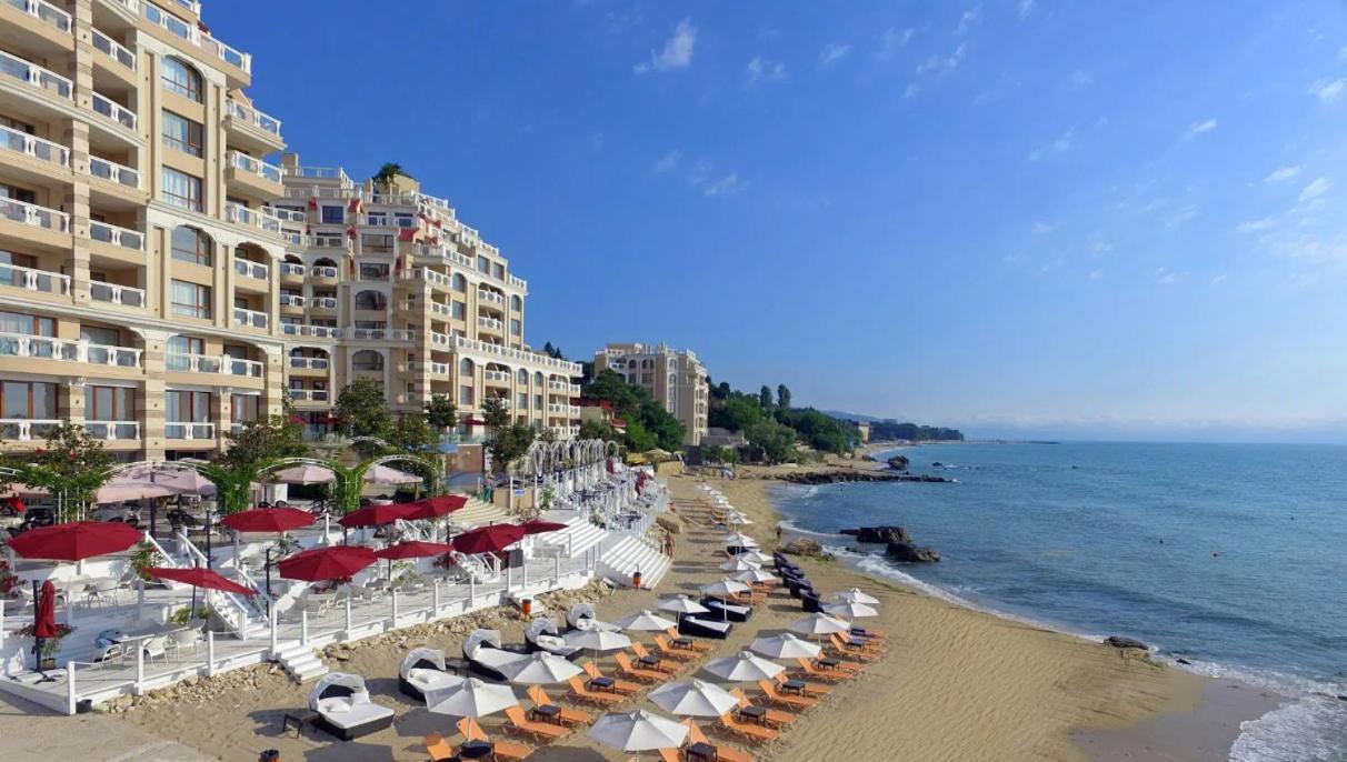 1Bd Ap In La Mer Complex Private Beach And Pool Golden Sands Exterior photo